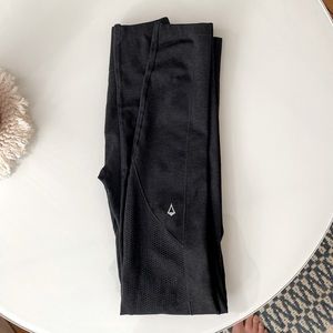 SOLD Lululemon seamless leggings